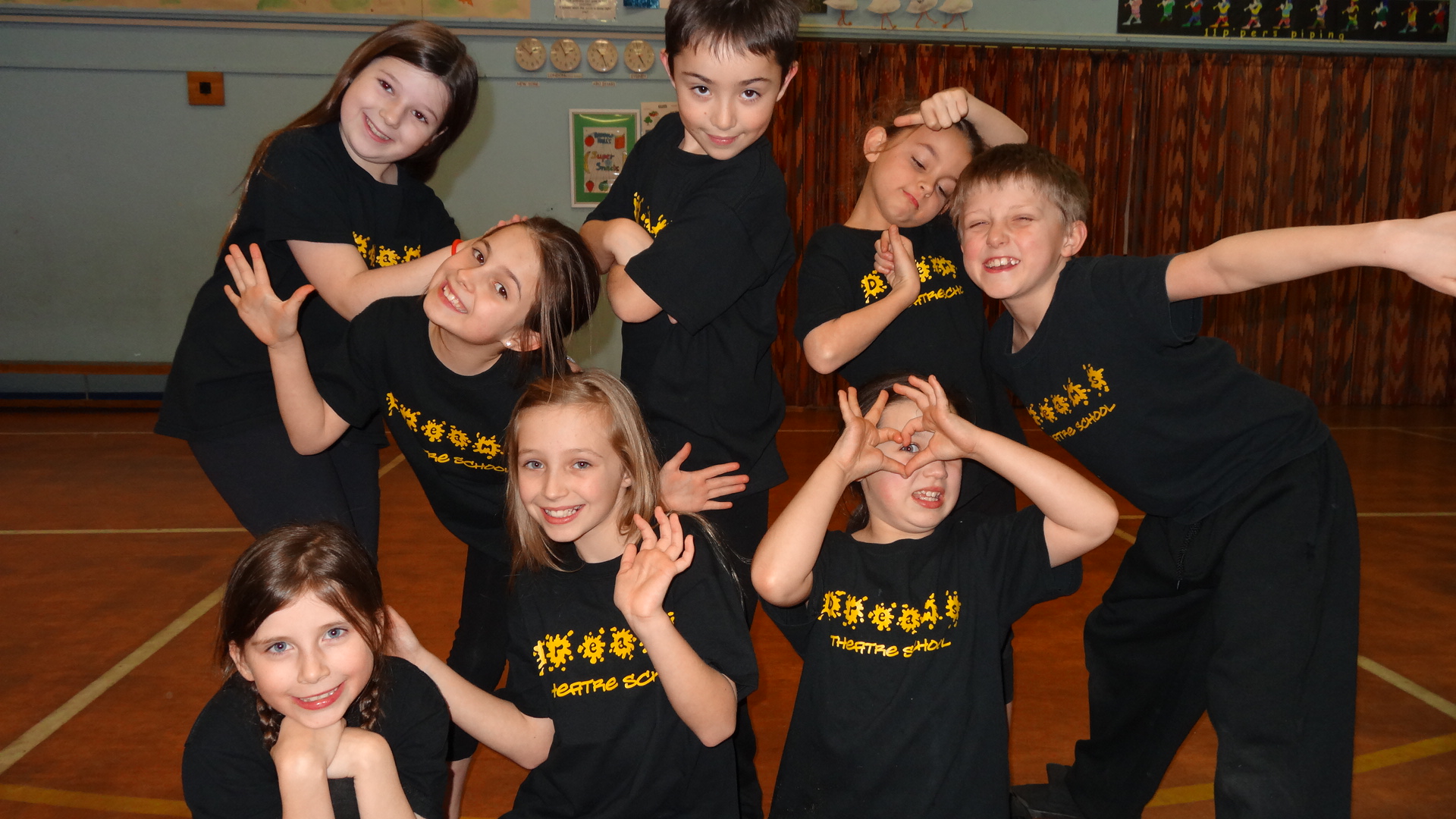 Primary school drama benefits in Shenfield